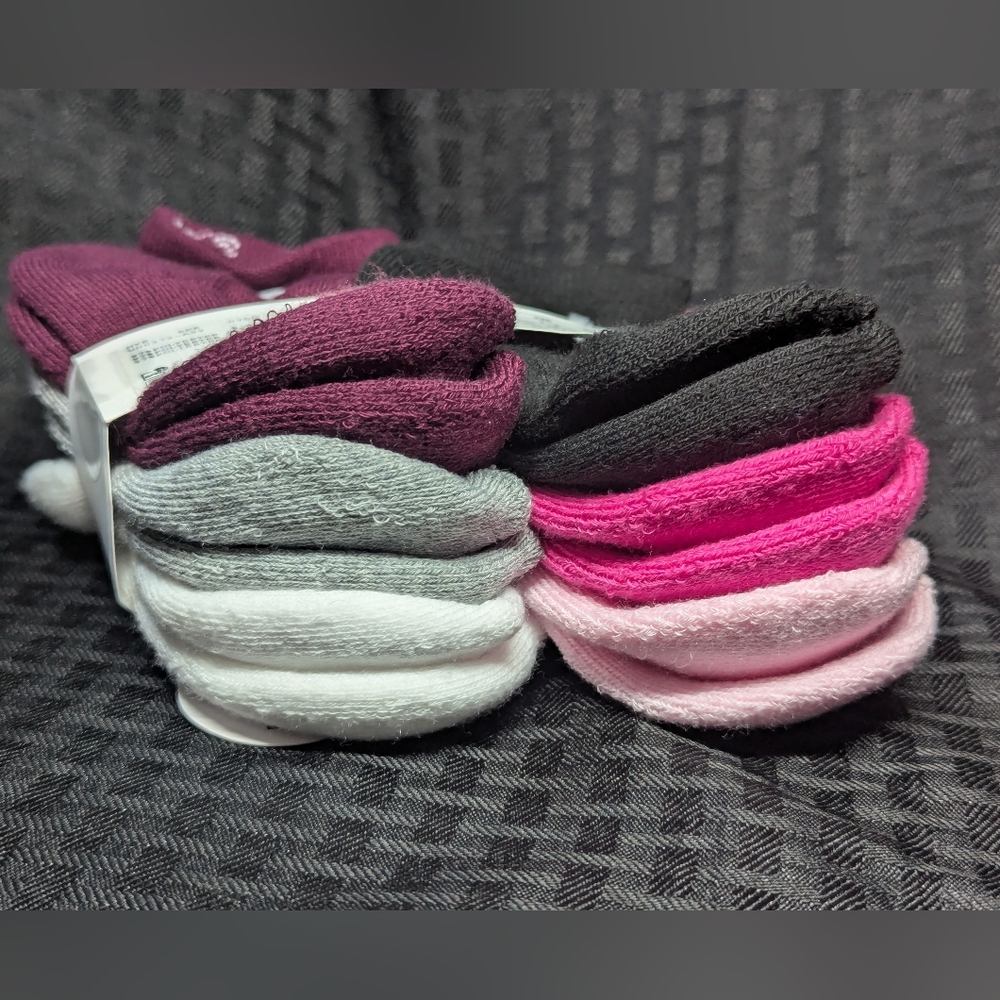 Pink, Black, And Gray Nike Kids' Cushioned Ankle Socks 6-Pack YTH 10c-3Y. - Picture 3 of 4